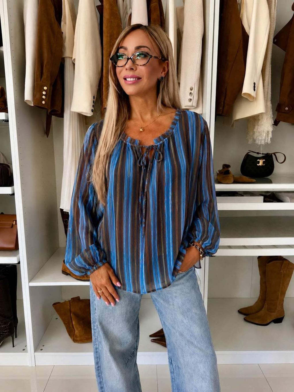 Blouse Col A Nouer Imprimé Manches Longues Matière Brillanté