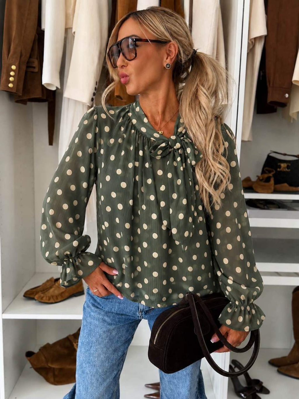 Blouse col noué imprimé manches volantées