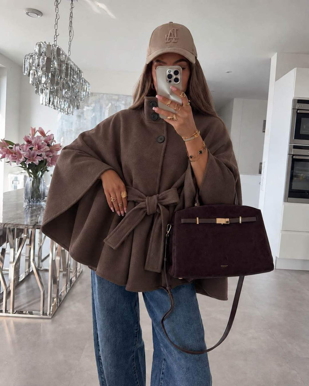Poncho cape ample à col montant boutonné et ceinture à nouer