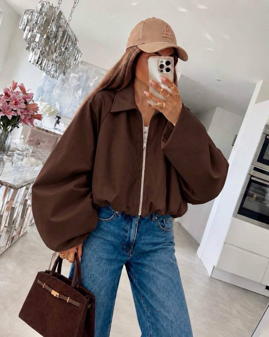 Veste courte zippée à manches ballon volumineuses