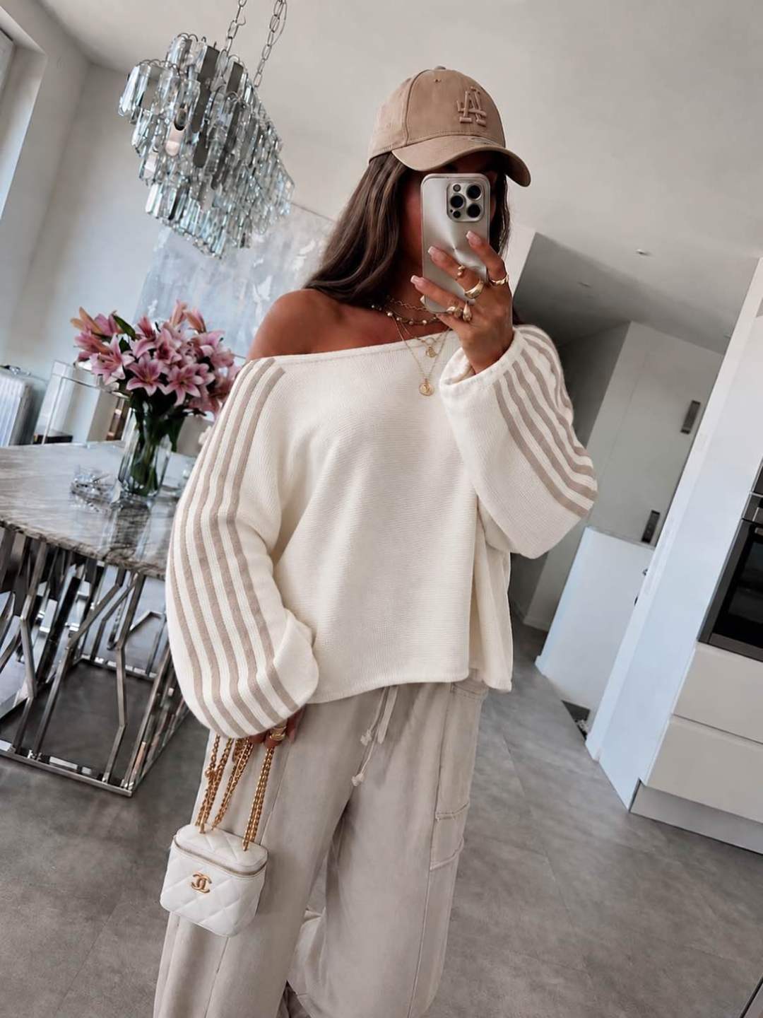 Pull Épaule Dénudé À Bandes