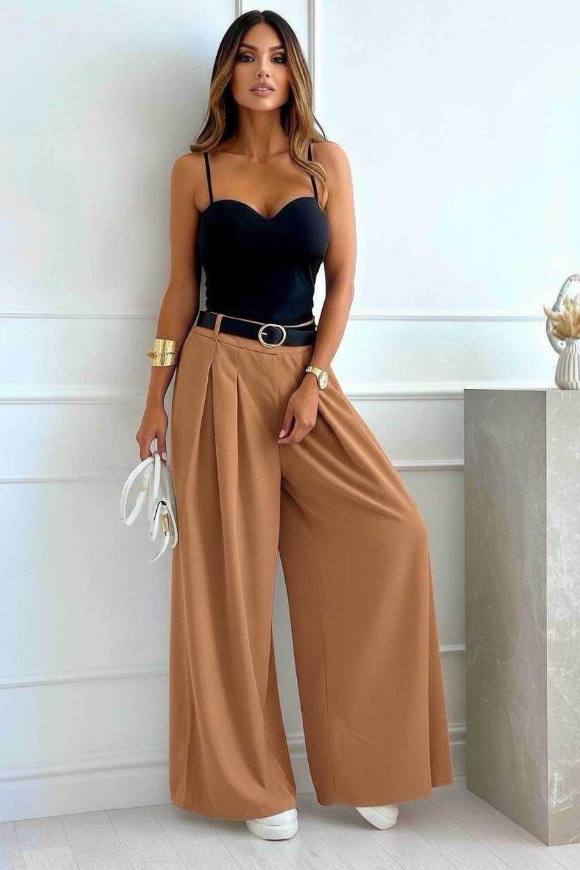 Pantalon avec poches et ceinture 
 Taille unique ( 36 au 44)