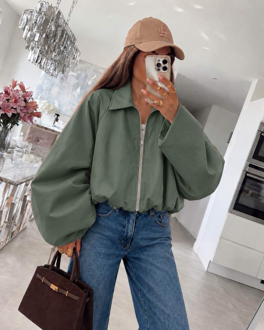 Veste courte zippée à manches ballon volumineuses