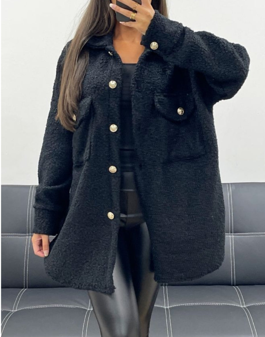 Surchemise oversize   effet laine bouclée taille du 36 au 46 coloris noire ou beige